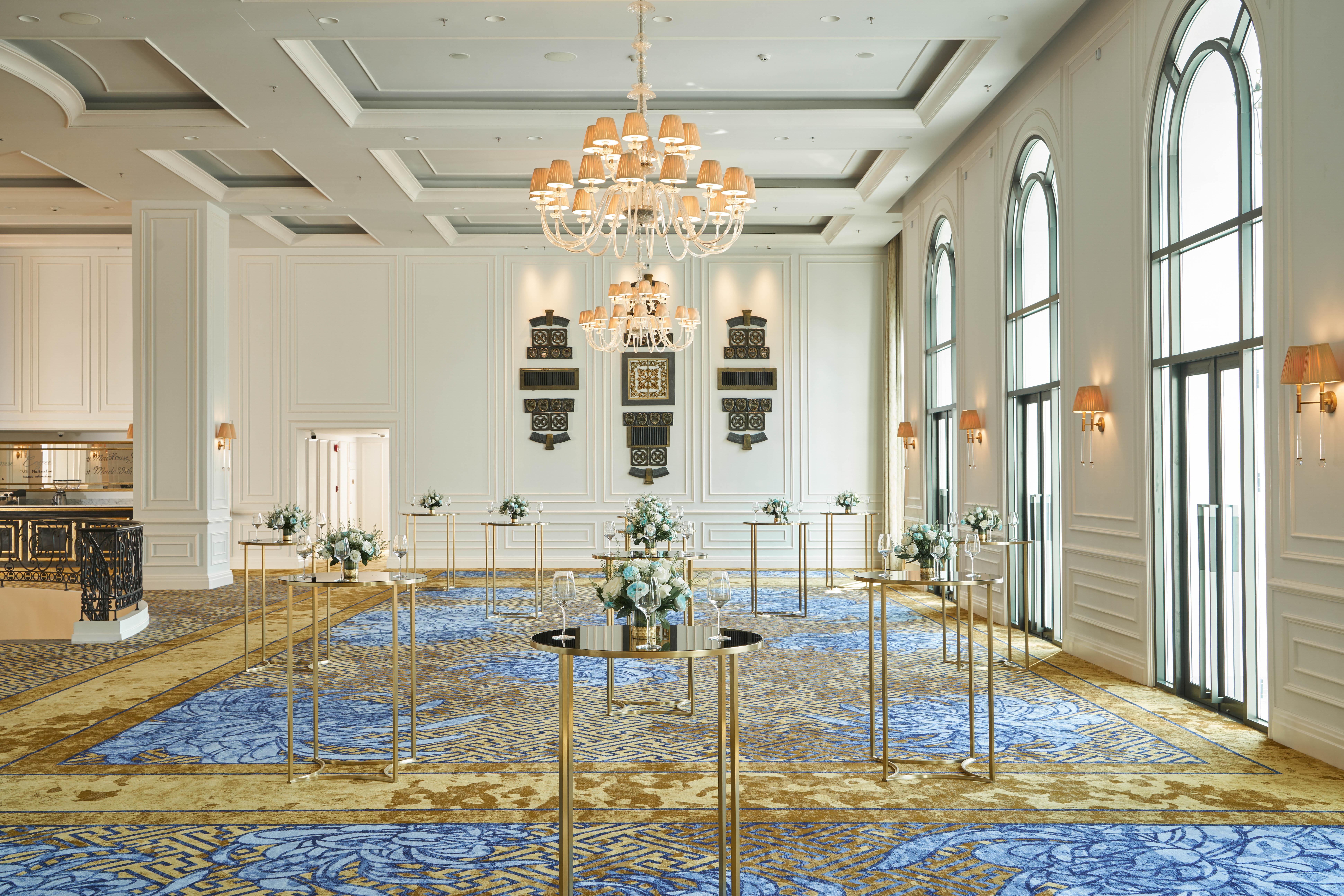 มาย เฮาส์ ไซ่ง่อน โฮเต็ล Hotel โฮจิมินห์ซิตี้ ภายนอก รูปภาพ The interior of the ballroom